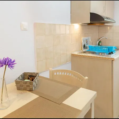 Rania Apartment